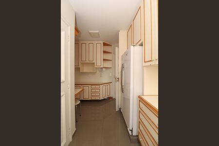Apartamento à venda com 93m², 2 quartos e 2 vagas Apartamento à venda com 93m², 2 quartos e 2 vagasCozinha