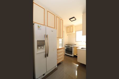 Apartamento à venda com 93m², 2 quartos e 2 vagas Apartamento à venda com 93m², 2 quartos e 2 vagasCozinha