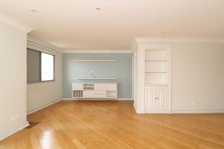 Sala de apartamento à venda com 2 quartos, 93m² em Vila Madalena, São Paulo