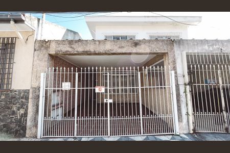 Casa à venda com 120m², 3 quartos e 1 vagaFachada