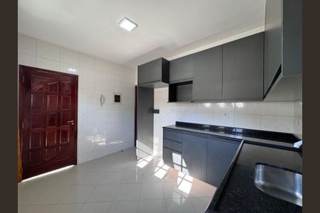 Casa para alugar com 130m², 3 quartos e 2 vagas Casa para alugar com 130m², 3 quartos e 2 vagasCozinha