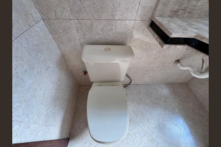 Casa para alugar com 130m², 3 quartos e 2 vagas Casa para alugar com 130m², 3 quartos e 2 vagasSuíte - Banheiro