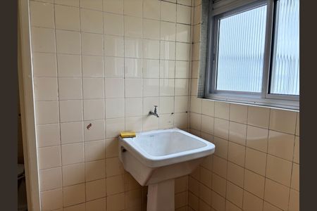 Apartamento à venda com 65m², 2 quartos e 1 vagaÁrea de Serviço