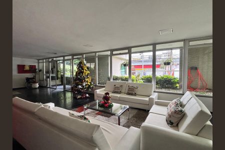 Apartamento à venda com 65m², 2 quartos e 1 vagaHall de Entrada