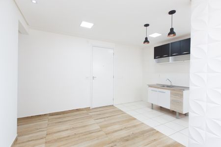 Sala de apartamento à venda com 2 quartos, 41m² em Itaquera, São Paulo
