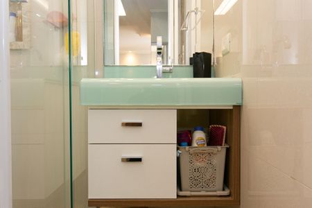 Apartamento à venda com 60m², 2 quartos e 1 vagaBanheiro Social