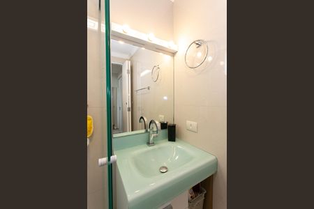 Apartamento à venda com 60m², 2 quartos e 1 vagaBanheiro Social