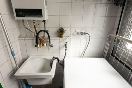 Apartamento à venda com 60m², 2 quartos e 1 vagaÁrea de Serviço