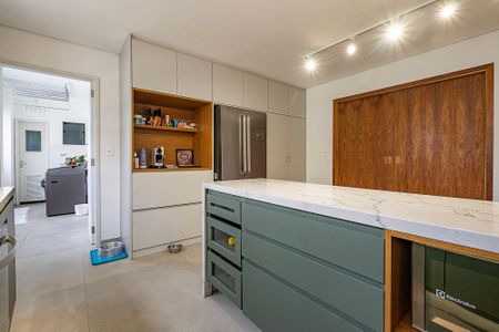 Apartamento à venda com 150m², 2 quartos e 1 vagaCozinha