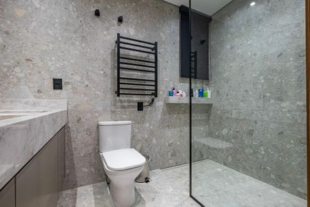 Apartamento à venda com 150m², 2 quartos e 1 vagaSuíte 1 - Banheiro