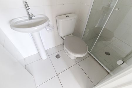 Apartamento para alugar com 33m², 2 quartos e sem vaga Apartamento para alugar com 33m², 2 quartos e sem vagaBanheiro Social