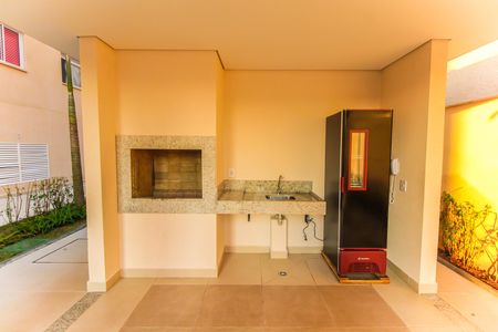 Apartamento para alugar com 33m², 2 quartos e sem vaga Apartamento para alugar com 33m², 2 quartos e sem vagaÁrea comum - Churrasqueira