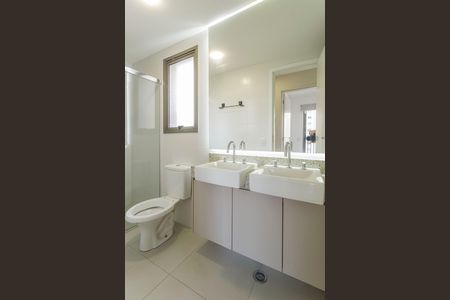 Apartamento para alugar com 75m², 2 quartos e 1 vaga Apartamento para alugar com 75m², 2 quartos e 1 vagaBanheiro Social