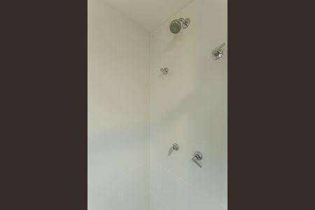 Apartamento para alugar com 75m², 2 quartos e 1 vaga Apartamento para alugar com 75m², 2 quartos e 1 vagaBanheiro da Suíte