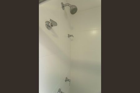 Apartamento para alugar com 75m², 2 quartos e 1 vaga Apartamento para alugar com 75m², 2 quartos e 1 vagaBanheiro Social