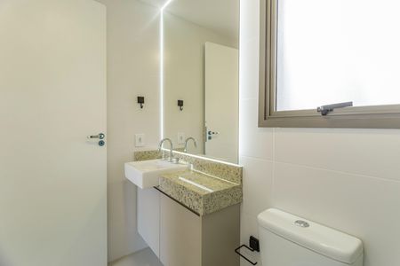Apartamento para alugar com 75m², 2 quartos e 1 vaga Apartamento para alugar com 75m², 2 quartos e 1 vagaBanheiro da Suíte
