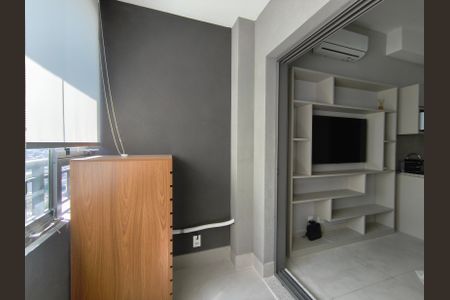 Apartamento para alugar com 29m², 1 quarto e sem vaga Apartamento para alugar com 29m², 1 quarto e sem vagaVaranda