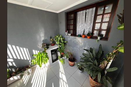 Casa à venda com 98m², 3 quartos e 1 vagaEntrada