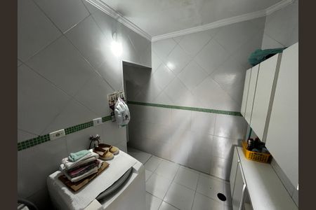 Casa à venda com 98m², 3 quartos e 1 vagaÁrea de Serviço