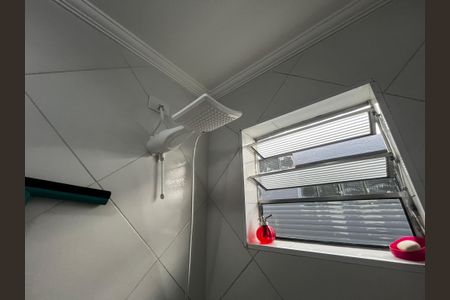 Casa à venda com 98m², 3 quartos e 1 vagaBanheiro