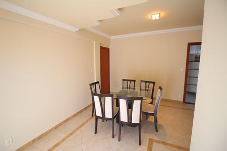 Apartamento para alugar com 90m², 3 quartos e 2 vagasSala