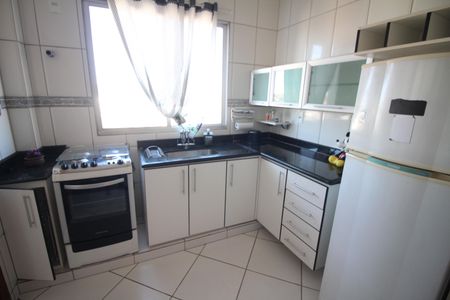 Apartamento para alugar com 90m², 3 quartos e 2 vagasCozinha