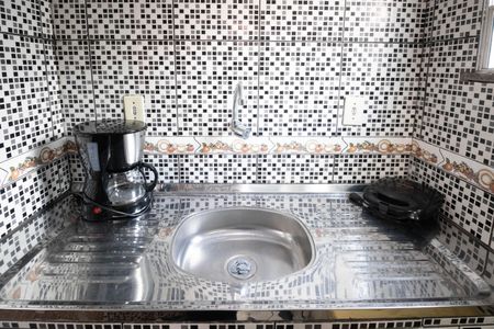 Studio para alugar com 24m², 1 quarto e sem vaga Studio para alugar com 24m², 1 quarto e sem vagaCozinha