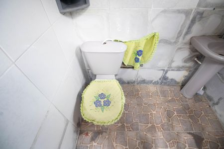 Banheiro de kitnet/studio para alugar com 1 quarto, 24m² em Campo Grande, Rio de Janeiro