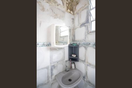 Banheiro de kitnet/studio para alugar com 1 quarto, 24m² em Campo Grande, Rio de Janeiro