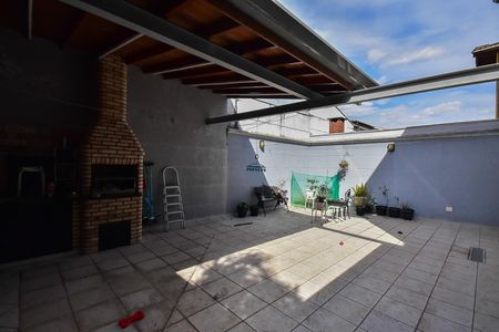 Casa de condomínio à venda com 250m², 3 quartos e 4 vagasChurrasqueira
