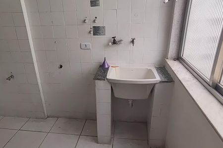 Apartamento à venda com 65m², 2 quartos e 1 vagaÁrea de Serviço