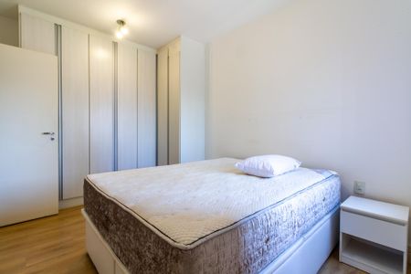 Apartamento para alugar com 80m², 2 quartos e 1 vaga Apartamento para alugar com 80m², 2 quartos e 1 vagaQuarto