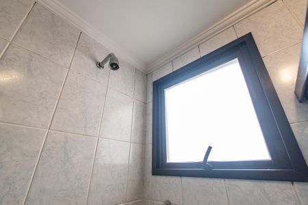 Apartamento à venda com 63m², 2 quartos e 2 vagasBanheiro da Suíte