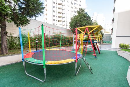 Apartamento à venda com 63m², 2 quartos e 2 vagasÁrea comum - Playground