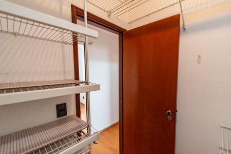 Apartamento à venda com 63m², 2 quartos e 2 vagasQuarto 2