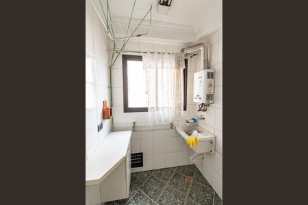 Apartamento à venda com 63m², 2 quartos e 2 vagasÁrea de serviço