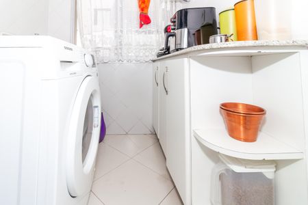 Apartamento à venda com 58m², 2 quartos e 1 vaga Apartamento à venda com 58m², 2 quartos e 1 vagaÁrea de Serviço