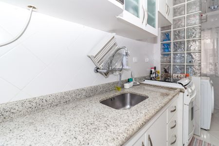Apartamento à venda com 58m², 2 quartos e 1 vaga Apartamento à venda com 58m², 2 quartos e 1 vagaCozinha