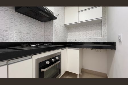 Apartamento para alugar com 38m², 2 quartos e sem vagaCozinha e Área de Serviço