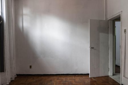 Apartamento à venda com 100m², 3 quartos e 1 vaga Apartamento à venda com 100m², 3 quartos e 1 vagaQuarto 1