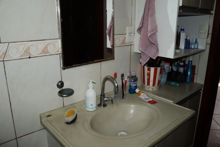 Casa à venda com 60m², 2 quartos e sem vagaBanheiro