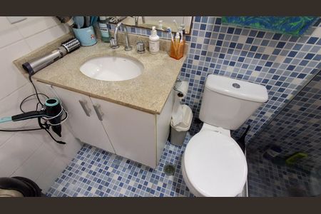 Apartamento à venda com 146m², 3 quartos e 2 vagas Apartamento à venda com 146m², 3 quartos e 2 vagasBanheiro Suíte 2