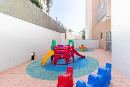 Apartamento à venda com 28m², 1 quarto e sem vagaÁrea comum - Playground