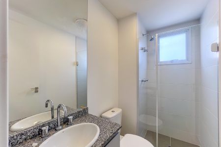 Apartamento à venda com 68m², 2 quartos e 2 vagasBanheiro do Quarto 1