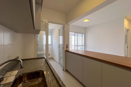 Apartamento à venda com 68m², 2 quartos e 2 vagasCozinha