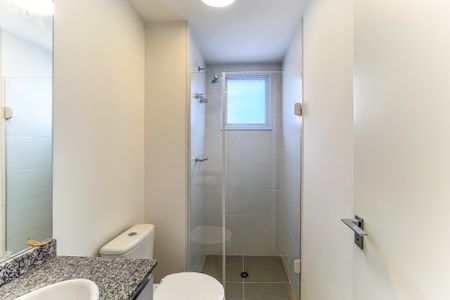 Apartamento à venda com 68m², 2 quartos e 2 vagasBanheiro do Quarto 1