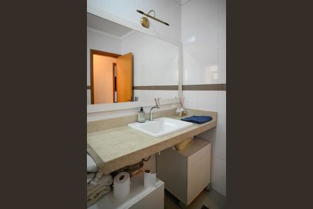 Casa para alugar com 125m², 3 quartos e 2 vagas Casa para alugar com 125m², 3 quartos e 2 vagasBanheiro