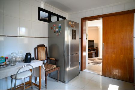 Casa para alugar com 125m², 3 quartos e 2 vagas Casa para alugar com 125m², 3 quartos e 2 vagasCozinha