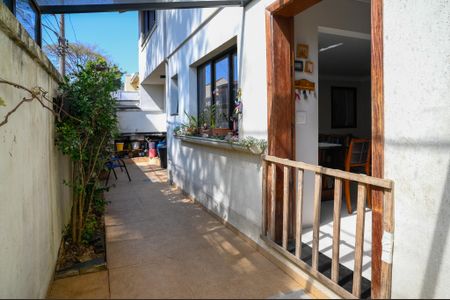 Casa para alugar com 125m², 3 quartos e 2 vagas Casa para alugar com 125m², 3 quartos e 2 vagasÁrea comum