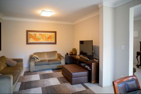 Casa para alugar com 125m², 3 quartos e 2 vagas Casa para alugar com 125m², 3 quartos e 2 vagasSala